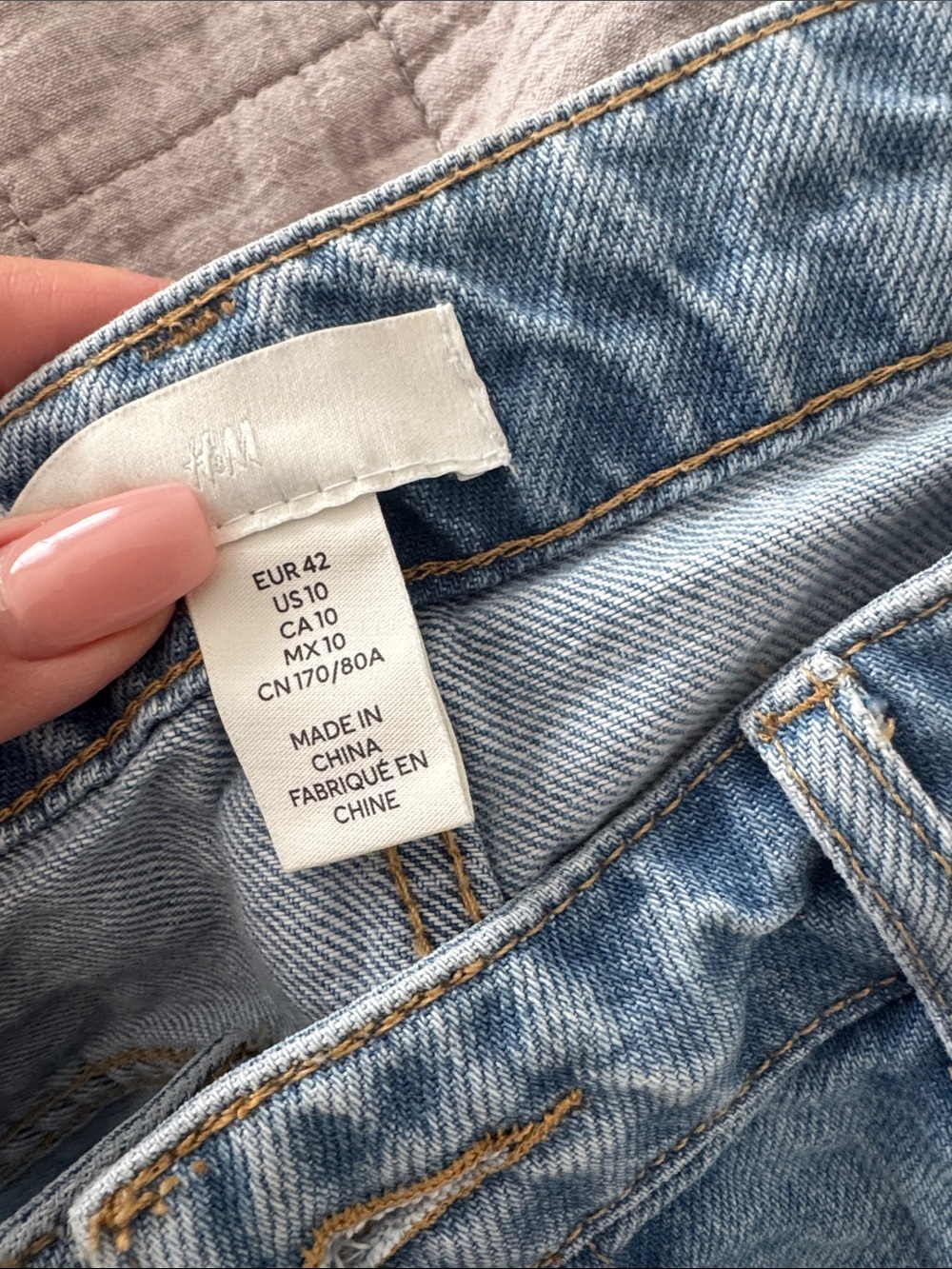 H&M Light Wash Women's Jeans - Classic Denim